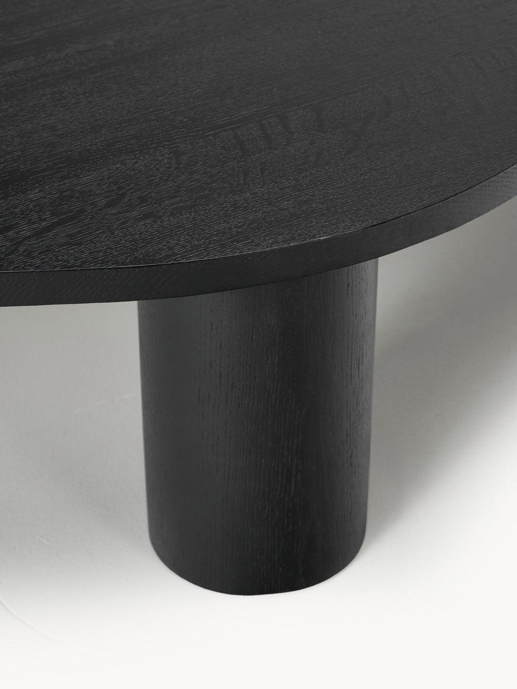 XL Couchtisch Didi aus Eichenholz in organischer Form