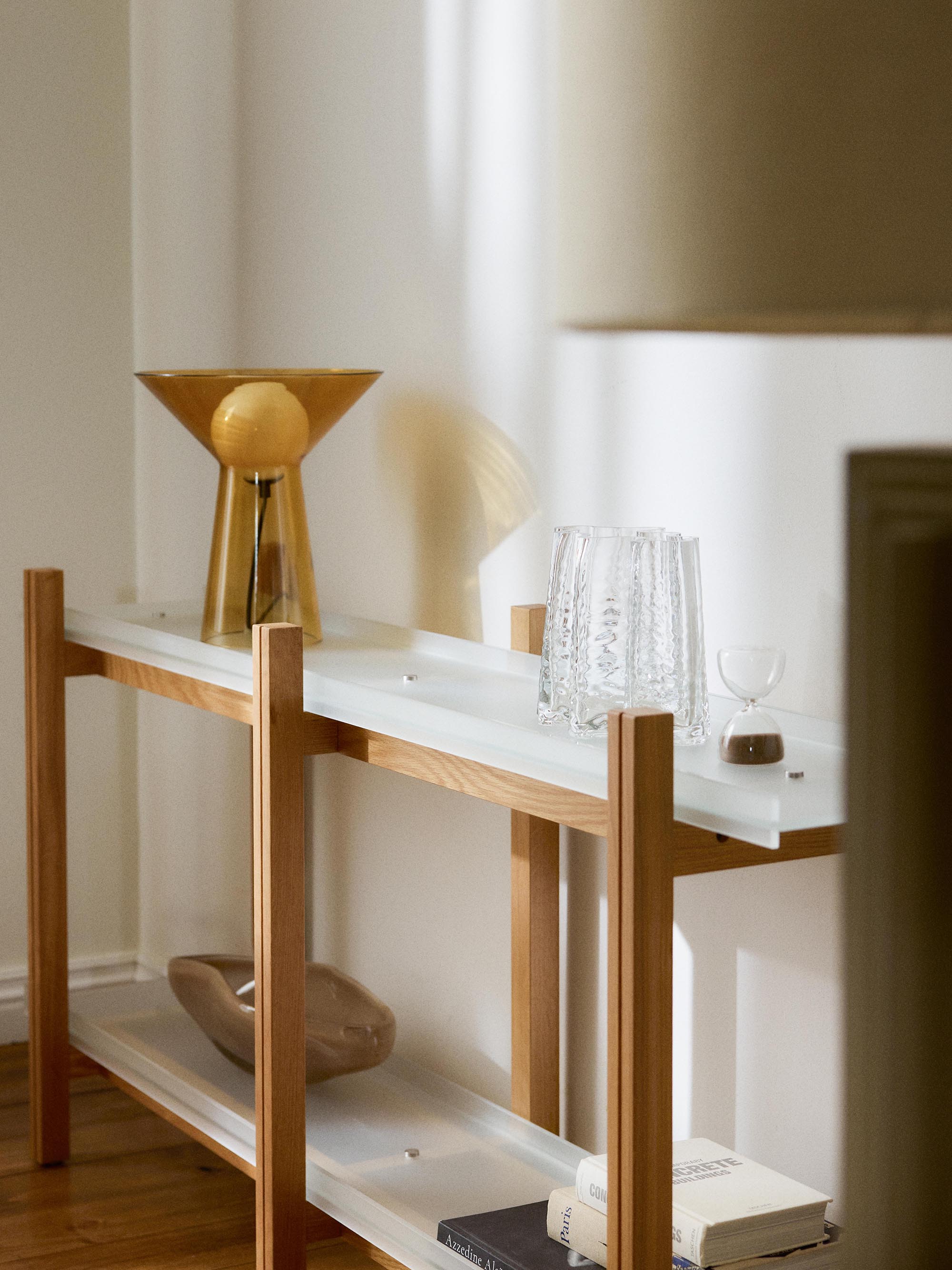 Holz-Regal Alex, Eichenholz & Glas