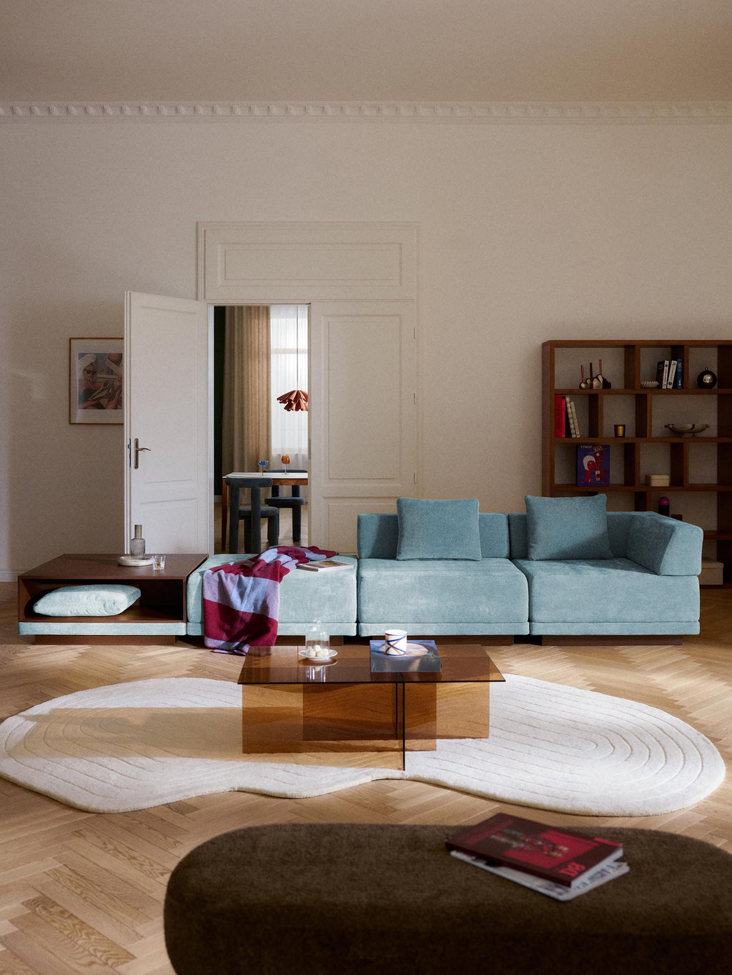 Modulares Sofa Colin (4-Sitzer) mit Couchtisch & Ottomane