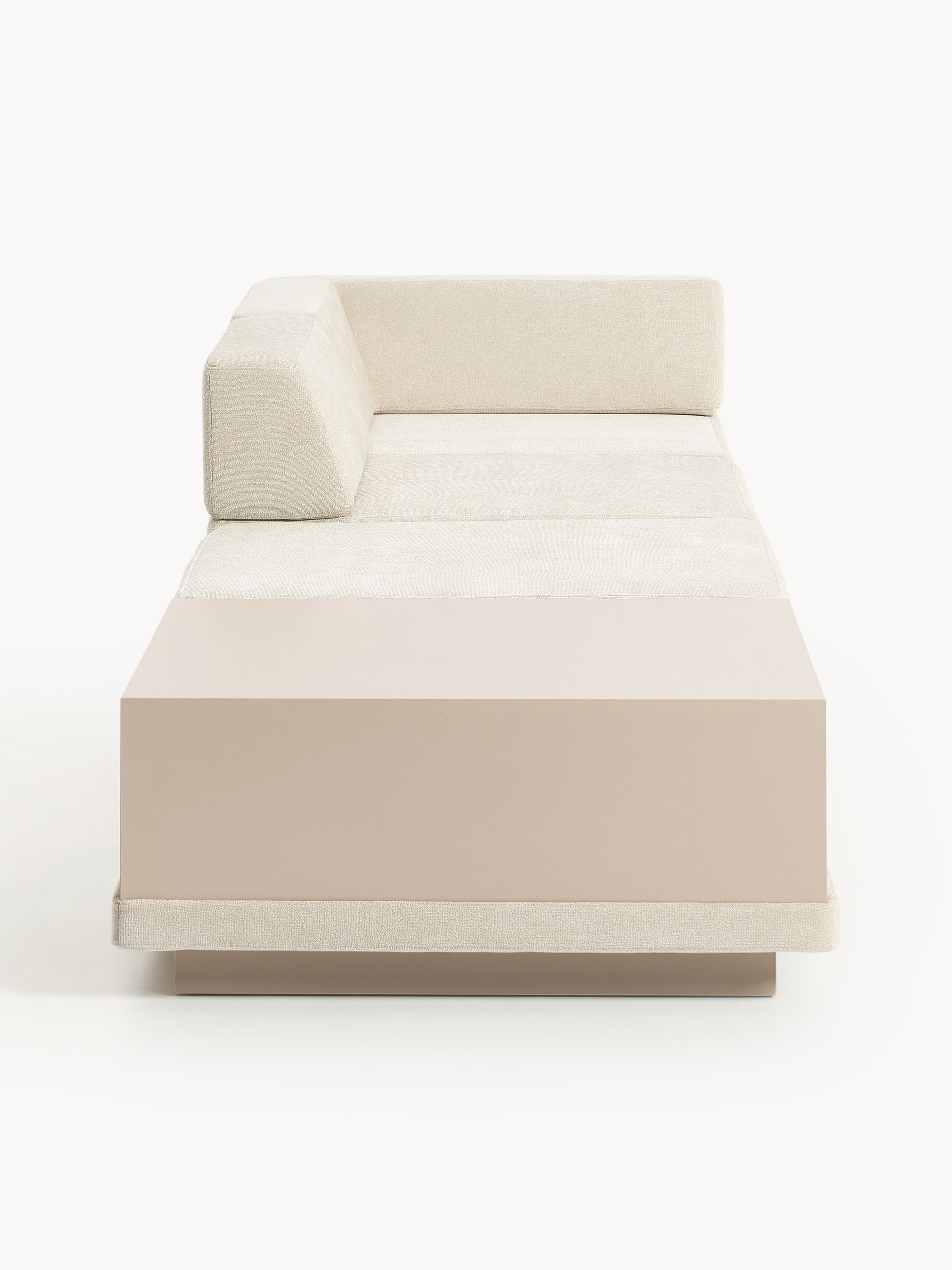 Modulares Sofa Colin (4-Sitzer) mit Couchtisch & Ottomane