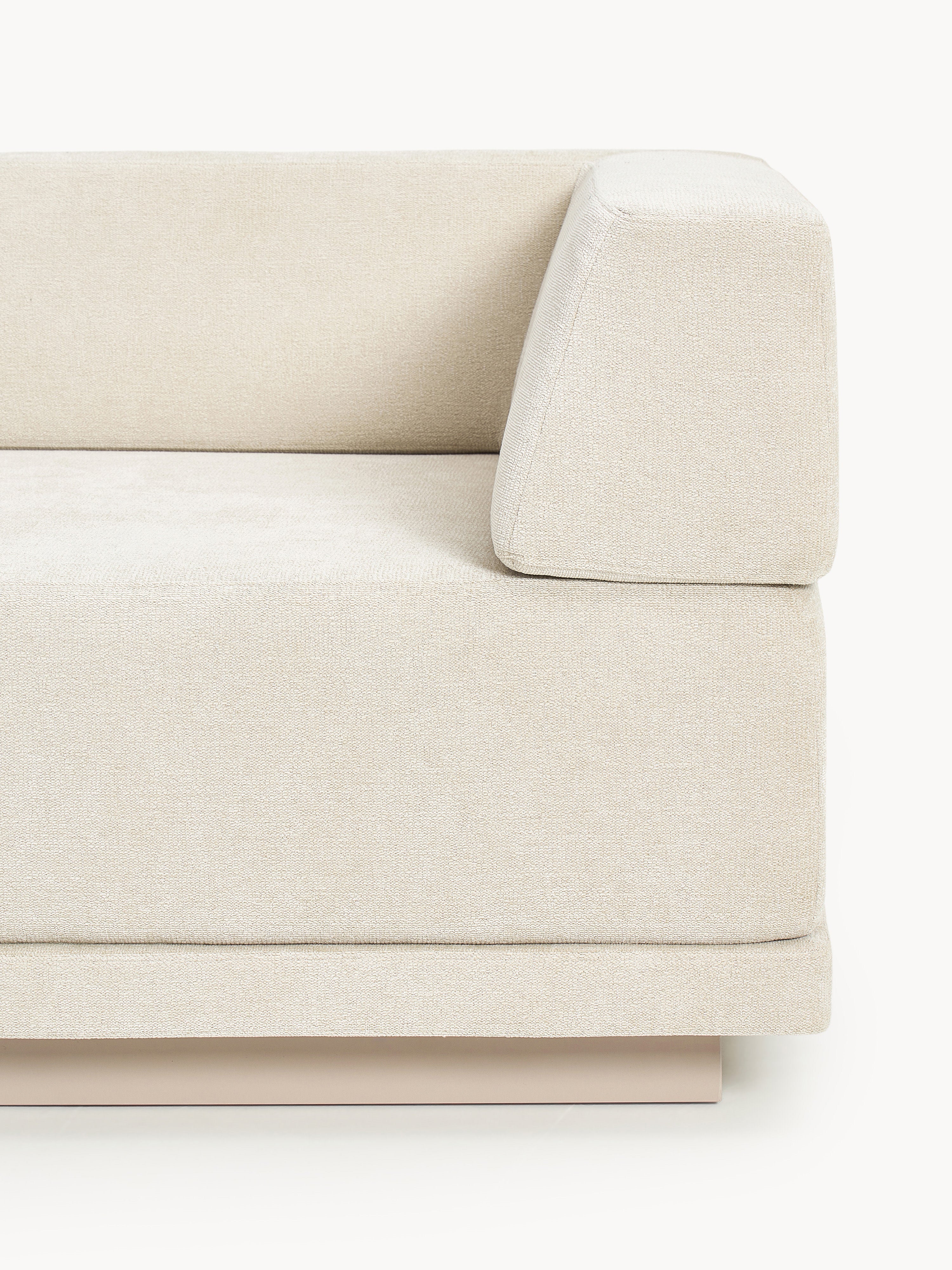 Modulares Sofa Colin (4-Sitzer) mit Couchtisch & Ottomane
