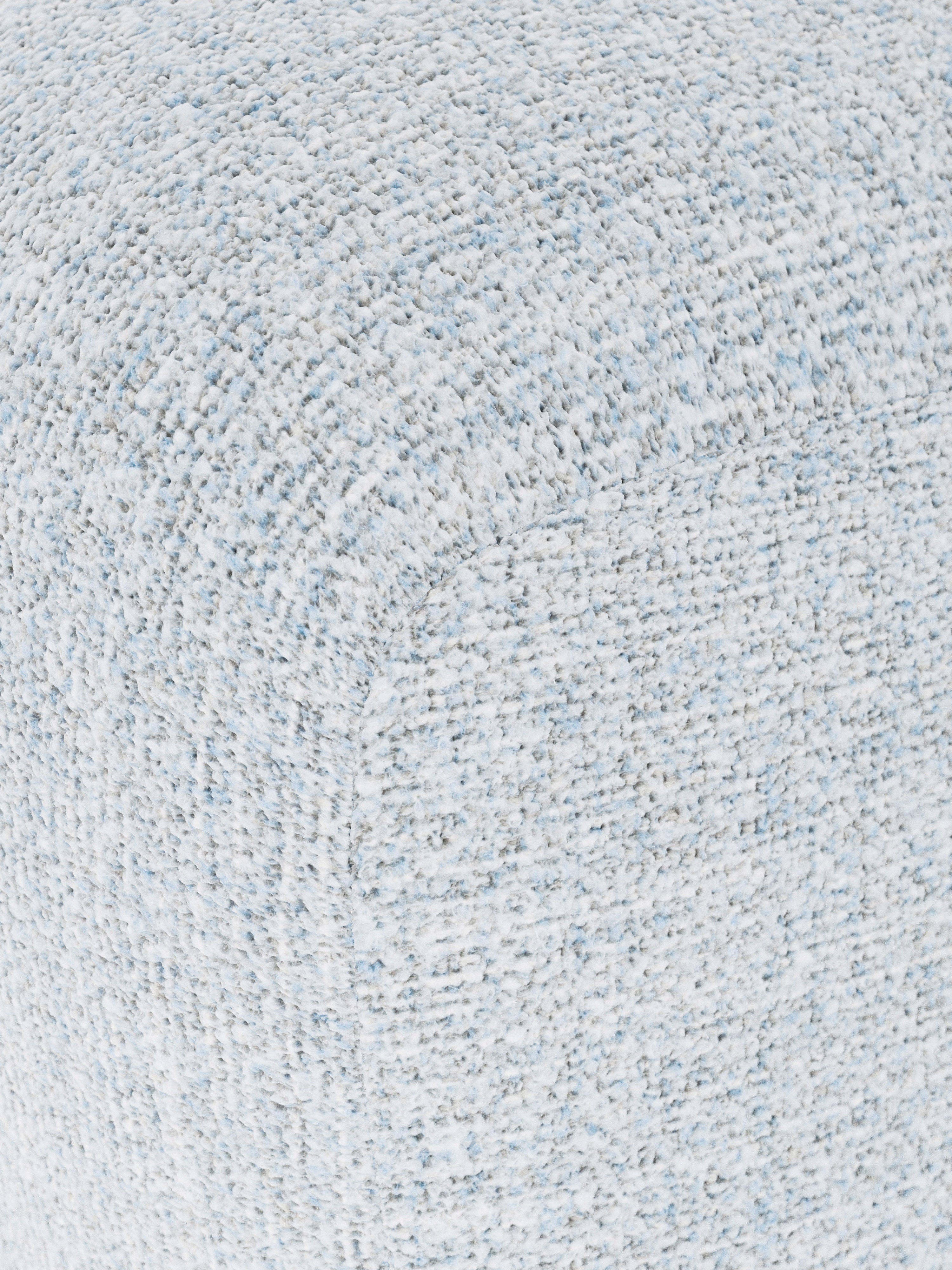 Hoher Bouclé-Sofa-Hocker Wolke