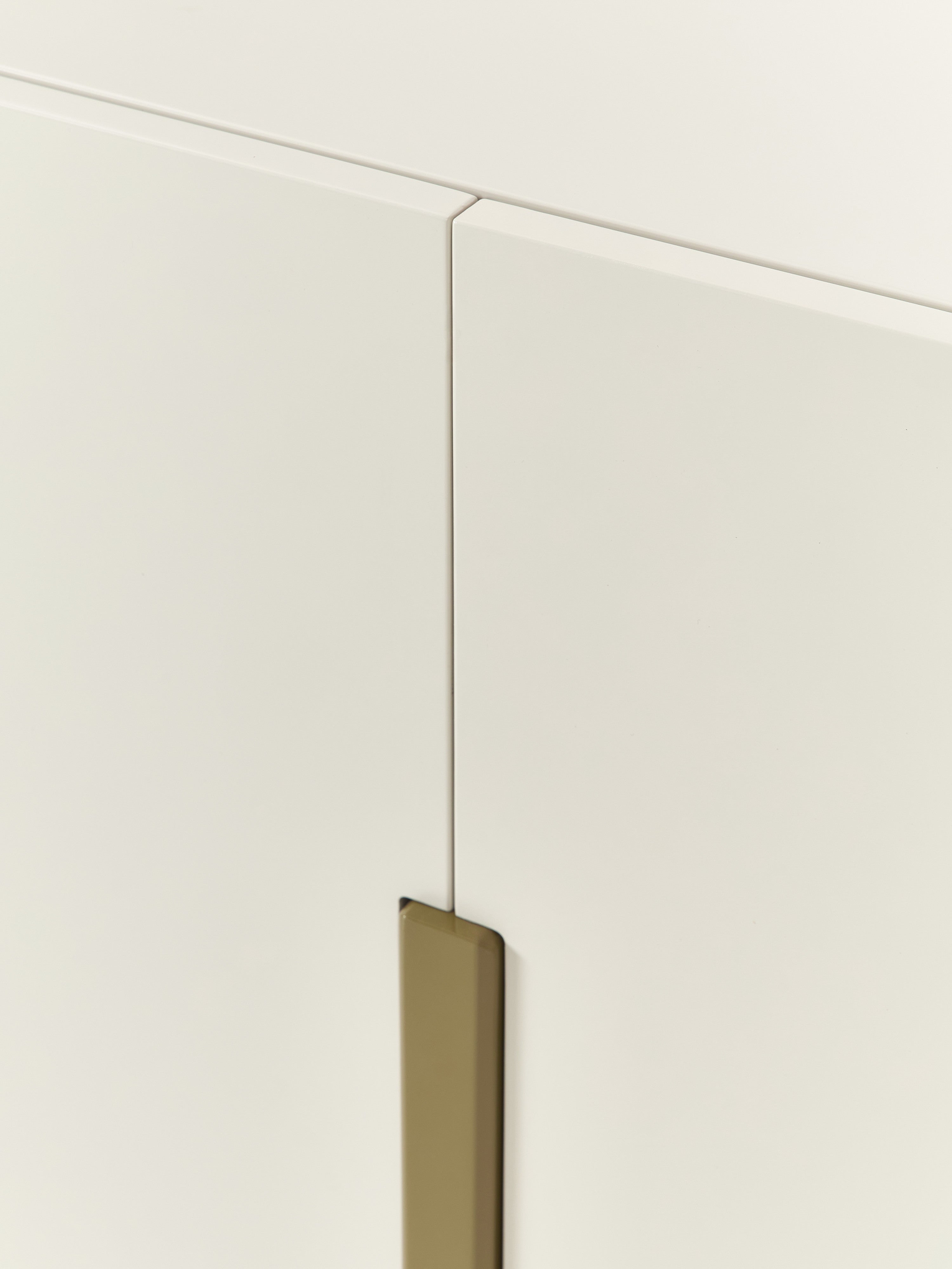 Holz-Sideboard Dado