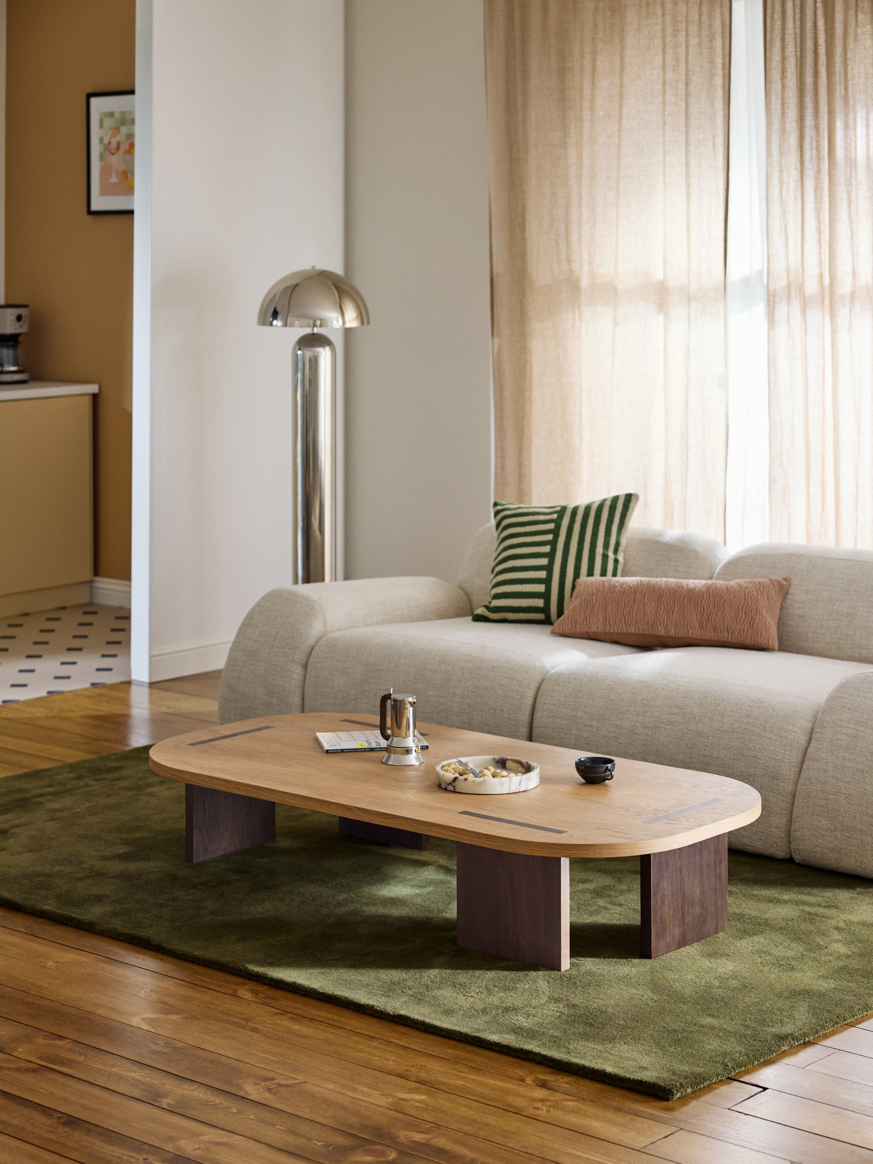 XL Holz-Couchtisch Fernanda