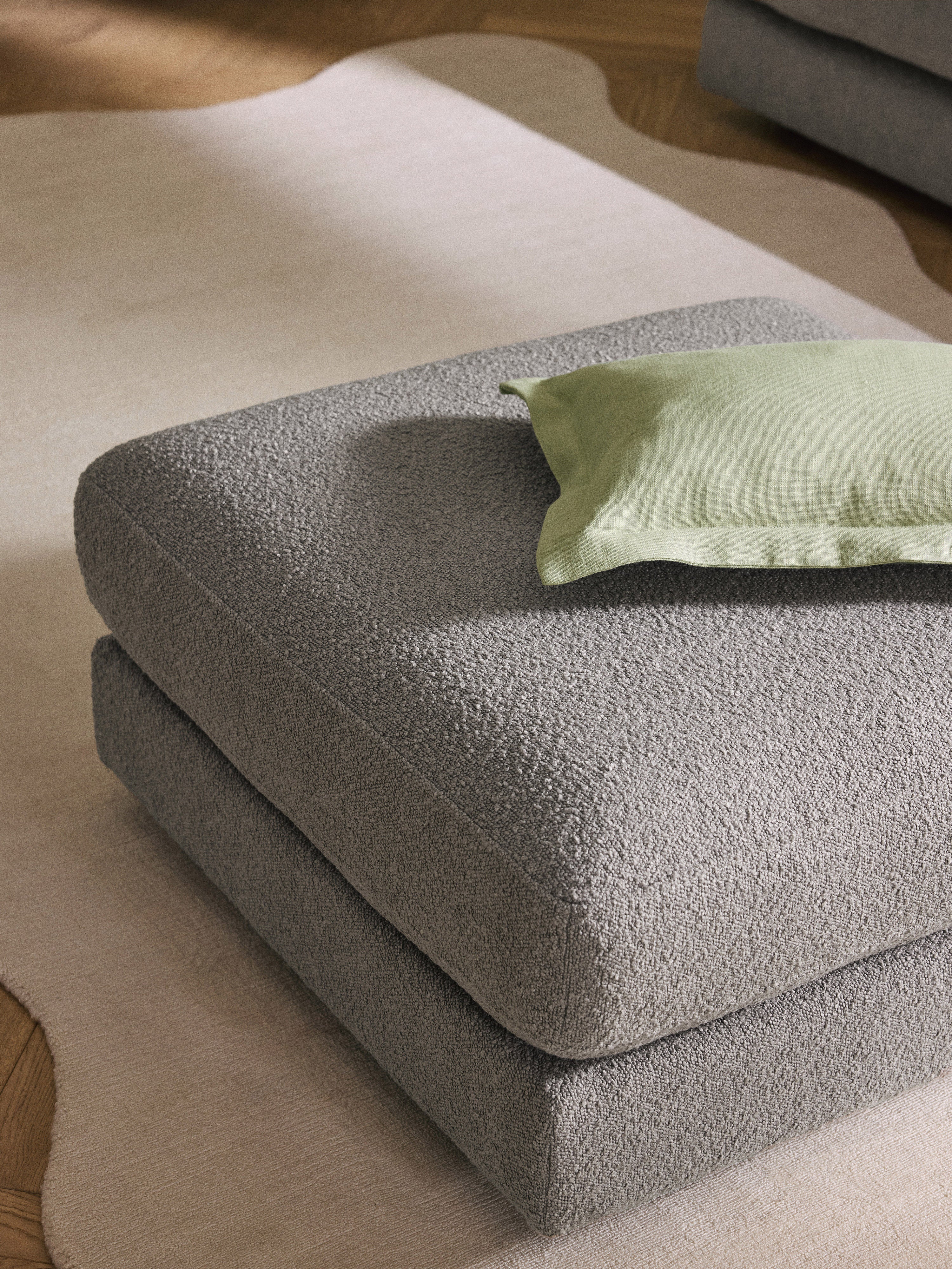 Bouclé Sofa-Hocker Tribeca