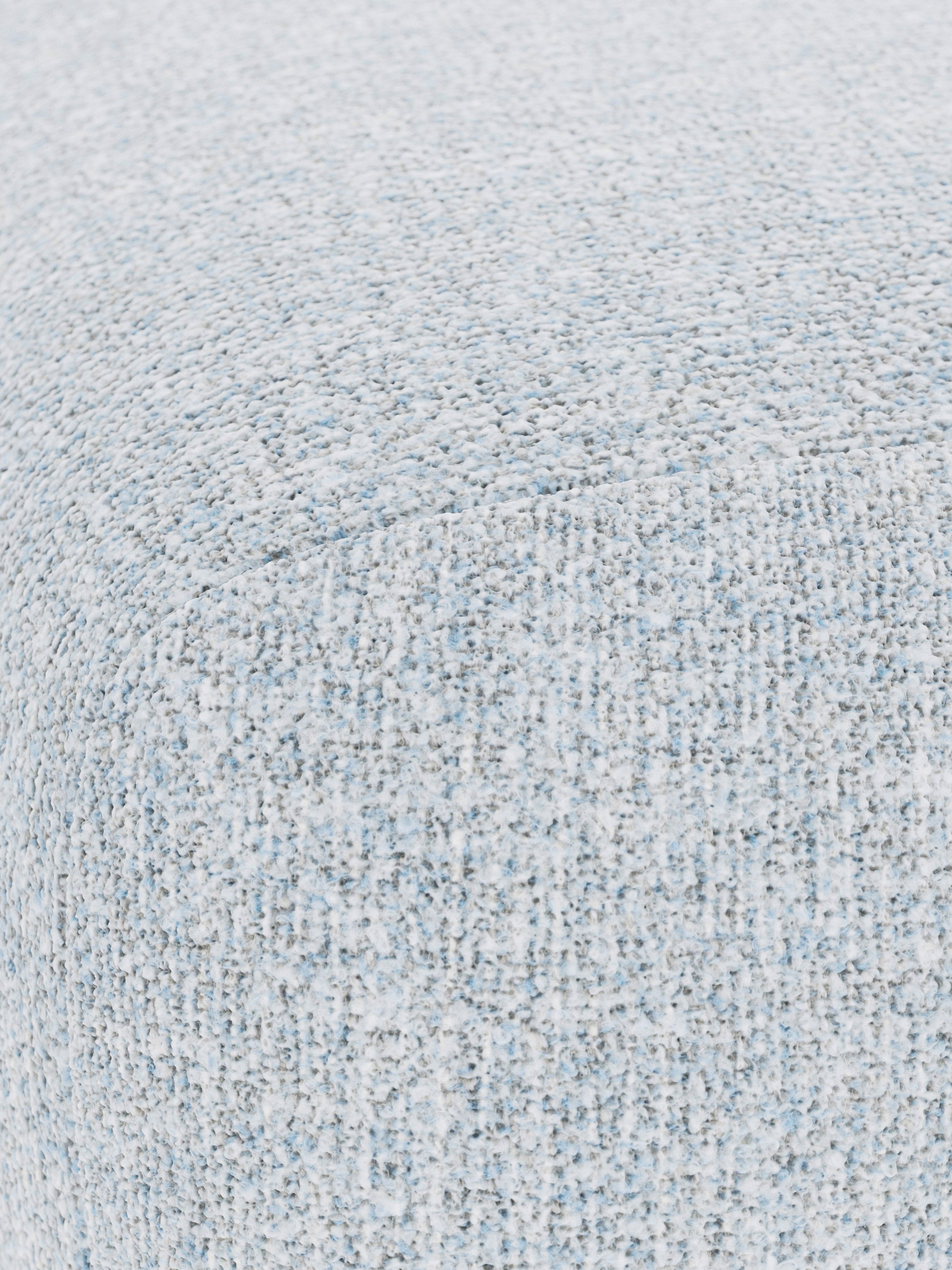 Großer Bouclé-Sofa-Hocker Wolke