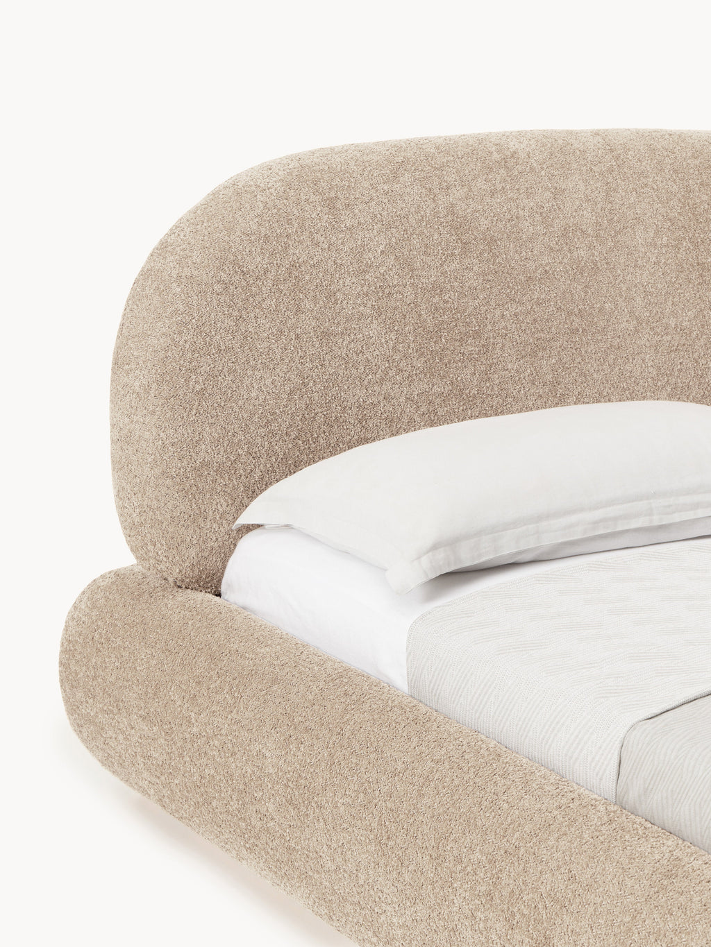 Einzelbett Alba aus Teddy-Bouclé mit Stauraum