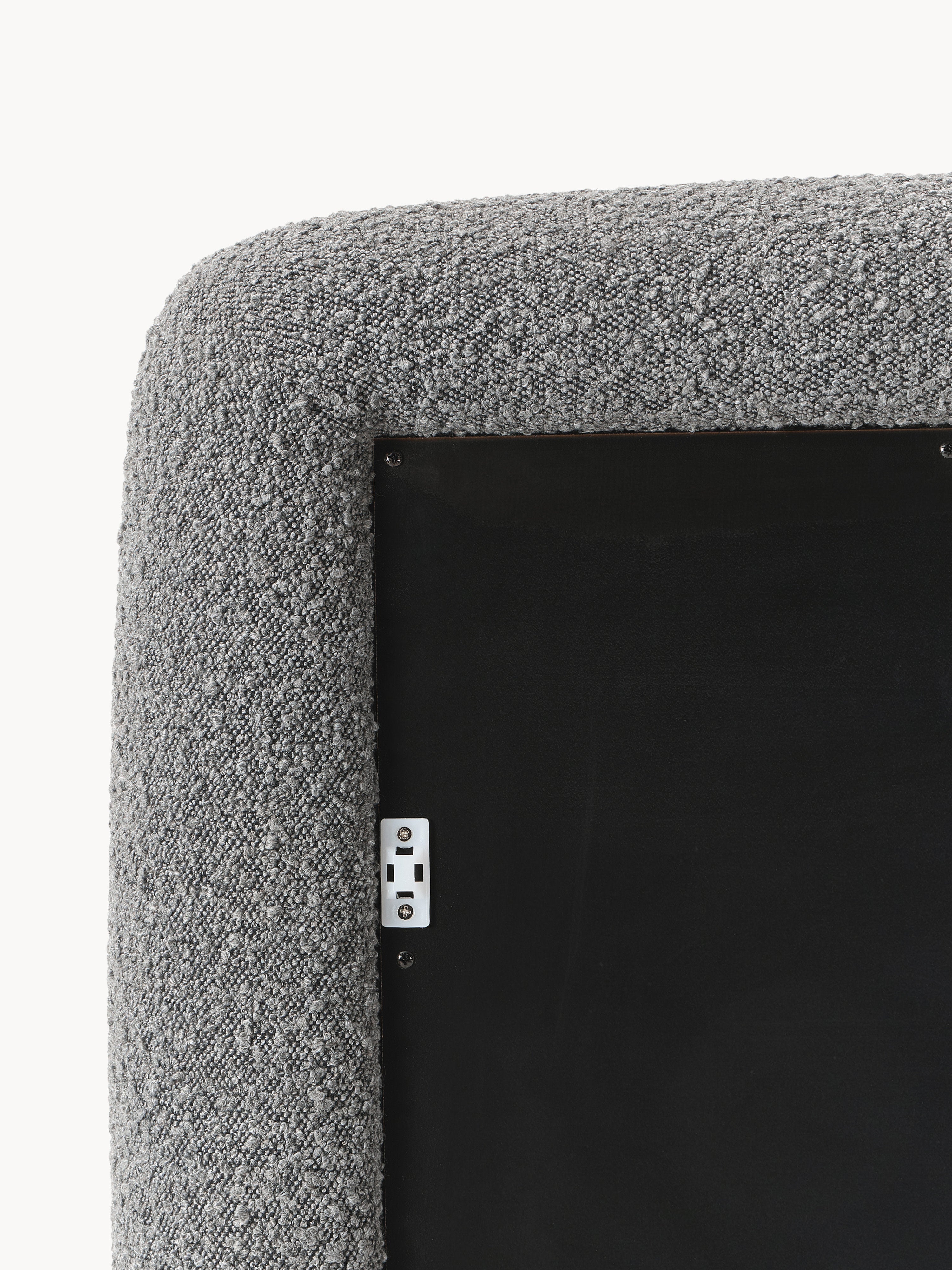 Westwing | Crosby Studios, Ganzkörperspiegel Glace mit Bouclé-Rahmen