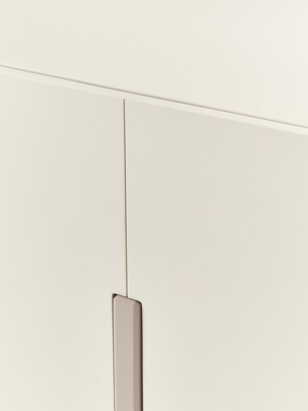 Holz-Sideboard Dado