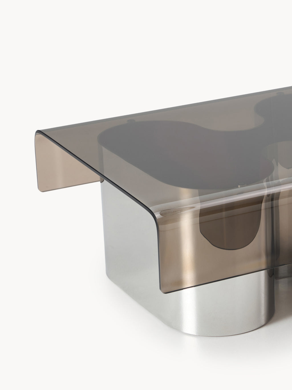 Couchtisch Jouri mit Glasplatte