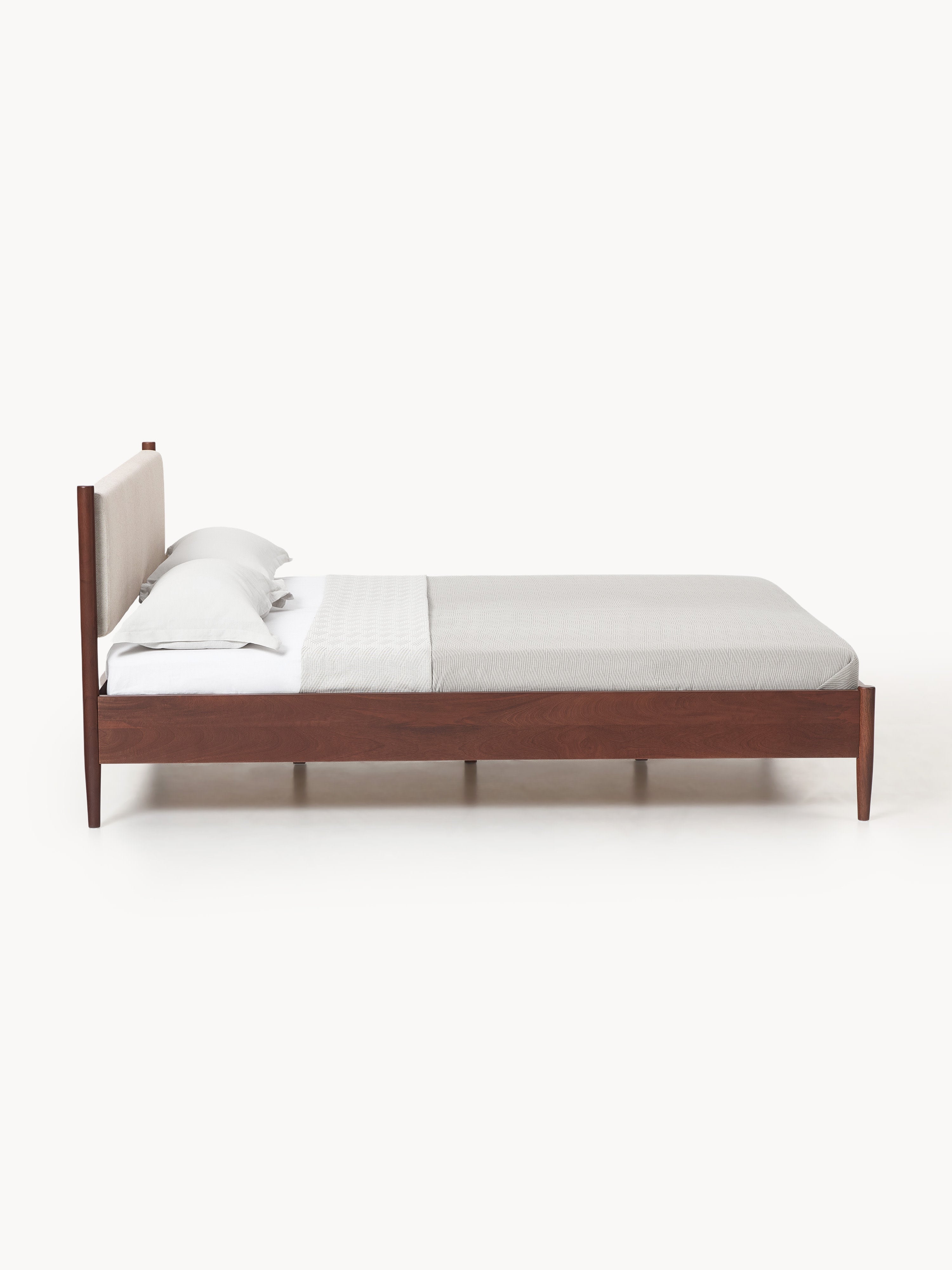 Bett Paul aus Mangoholz