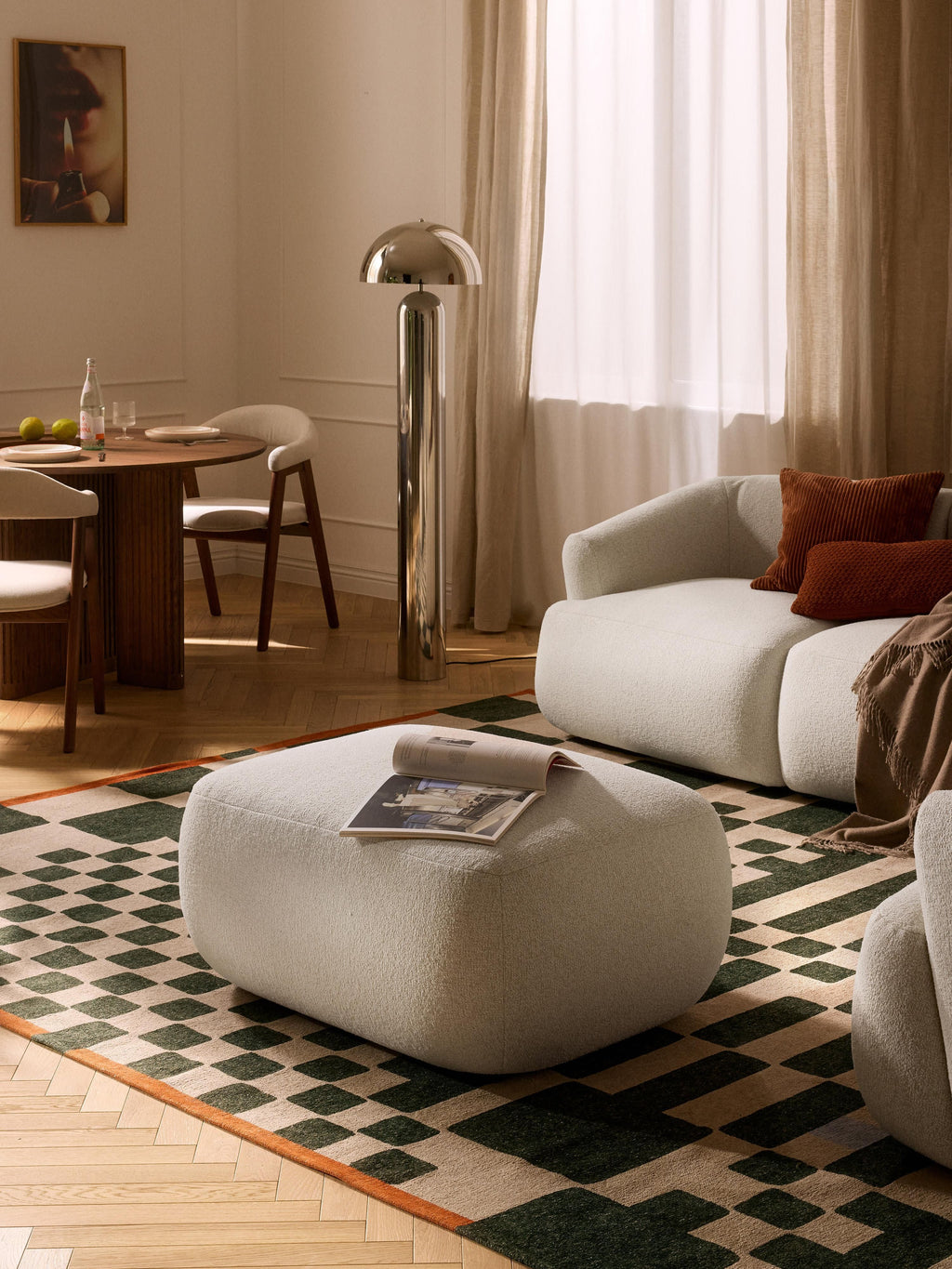 Bouclé-Hocker Sofia