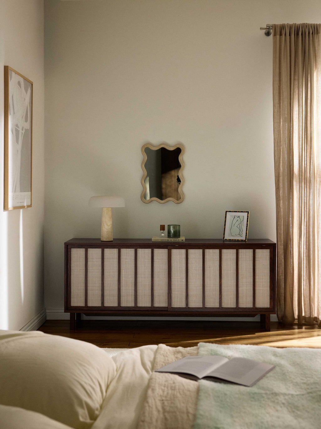 Sideboard Echo mit Rattan-Fronten